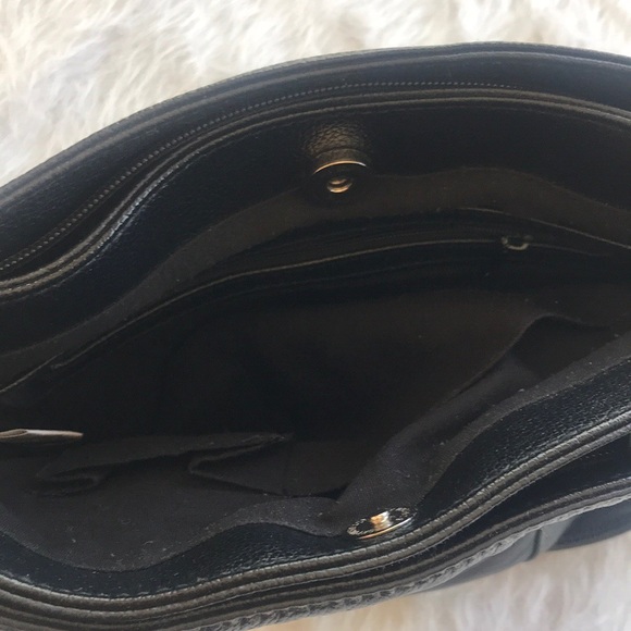 Genuine Leather Black Hoop Handle Purse - Picture 7 of 8